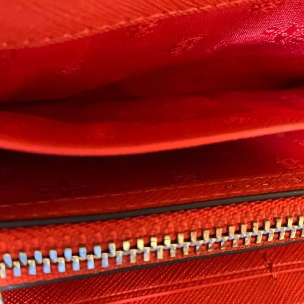 Tory Burch Round Zip Medium Continental Wallet in Red Saffiano Leather EUC